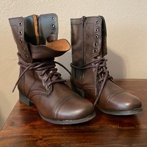 Steve Madden Brown Boots in size 8.5